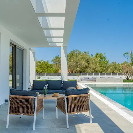 Christian Luxury Tsilivi (Zakynthos)