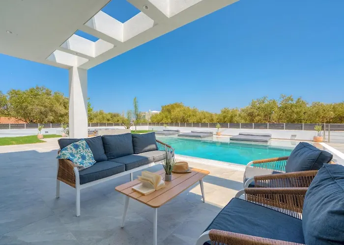 Christian Luxury Tsilivi (Zakynthos)