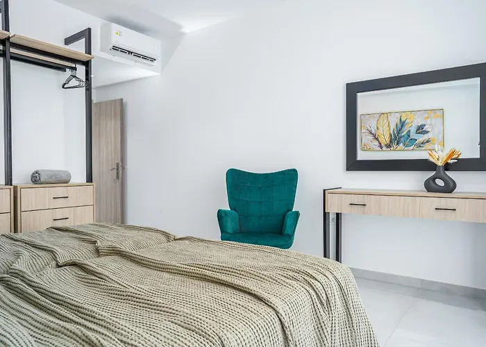 Christian Luxury * Циливи