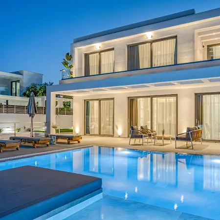 Βίλα Christian Luxury Τσιλιβί