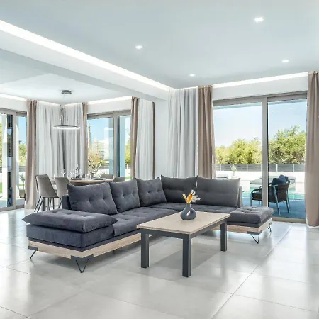 Christian Luxury Willa Tsilivi (Zakynthos)
