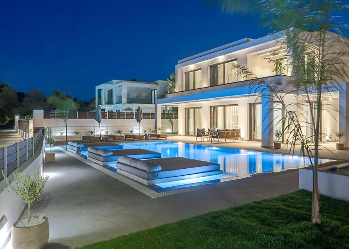 Christian Luxury تسيليفي