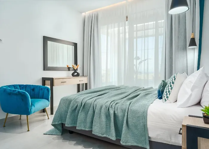 فيلة Christian Luxury *