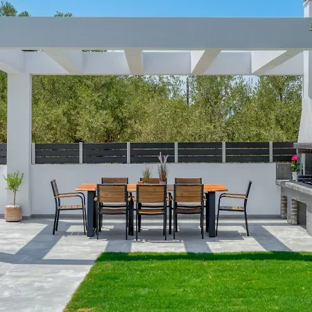 Christian Luxury Tsilivi (Zakynthos)